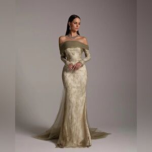 Elegant Green Off Shoulder Lace Evening Dress